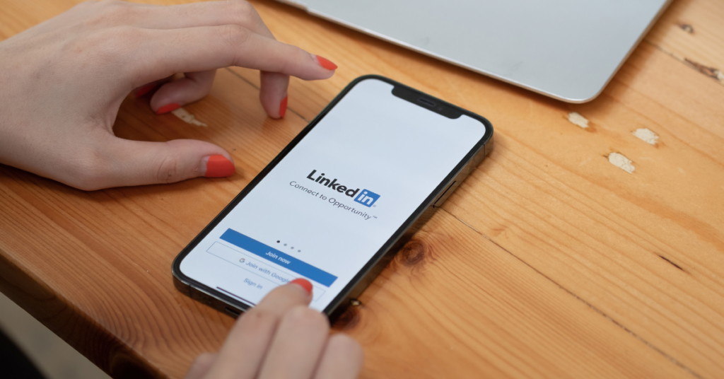 como optimizar tu perfil de linkedin como terapeuta